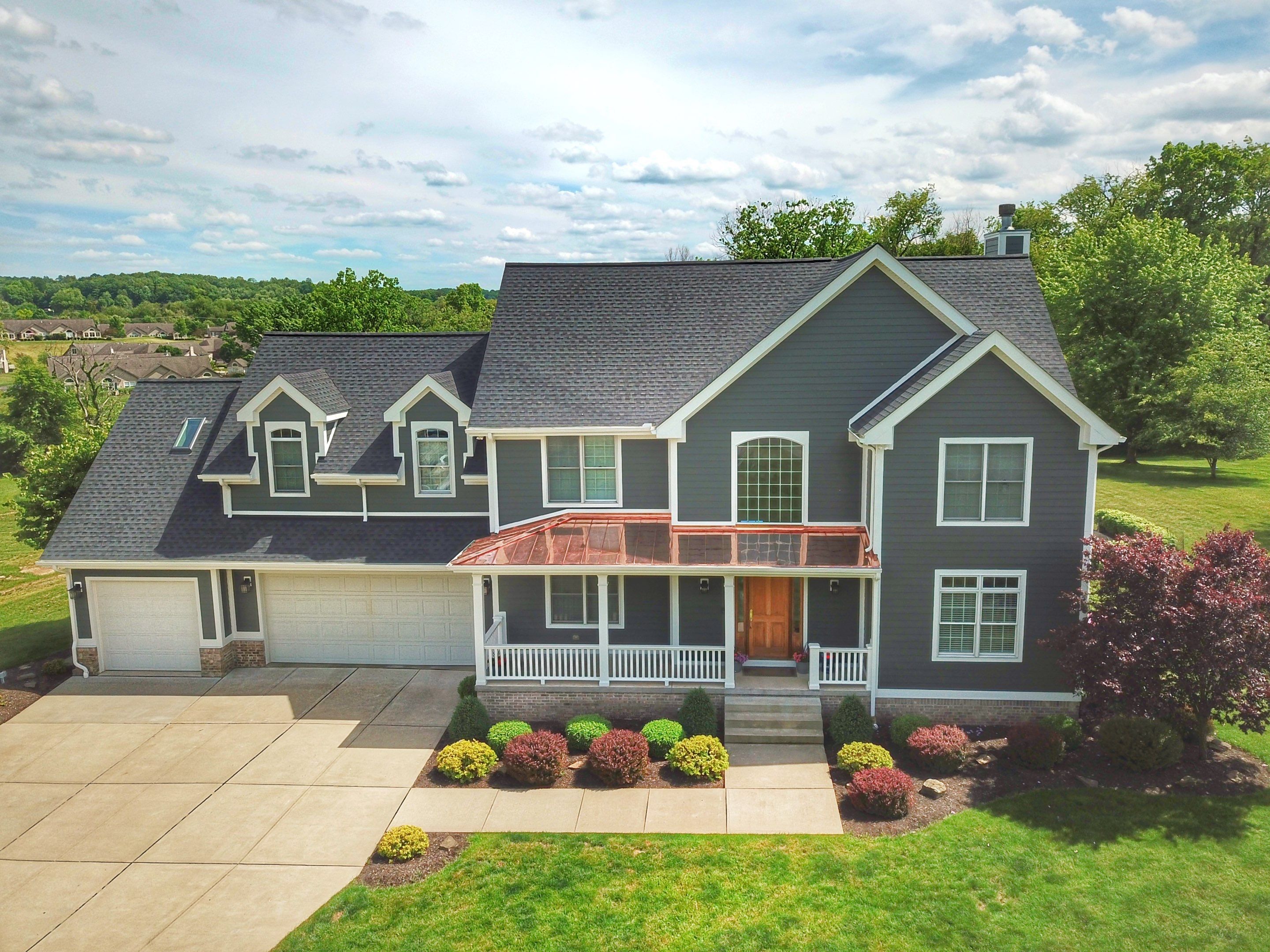 Blue Tape & Plastic: Unexpected Roof Repair Heroes - cwvcxrz