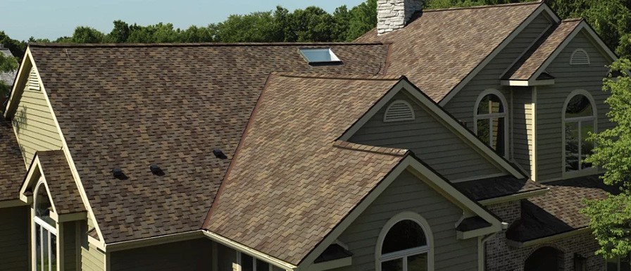 Composite shake roof installation on Ohio home