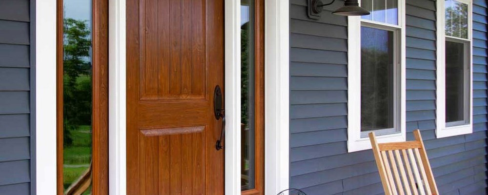 Modern wood entry door on home in Columbus, OH